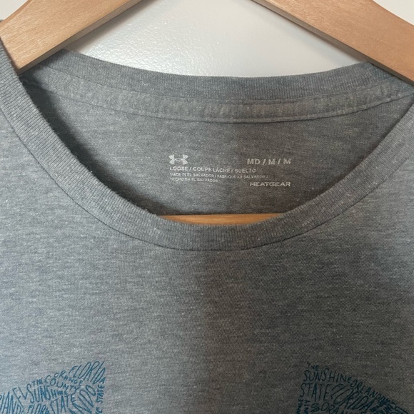 Under Armour Tee Shirt - Picture 3 of 4